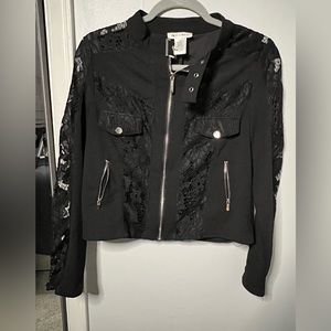 Black Lace Zipper Jacket 🧥
